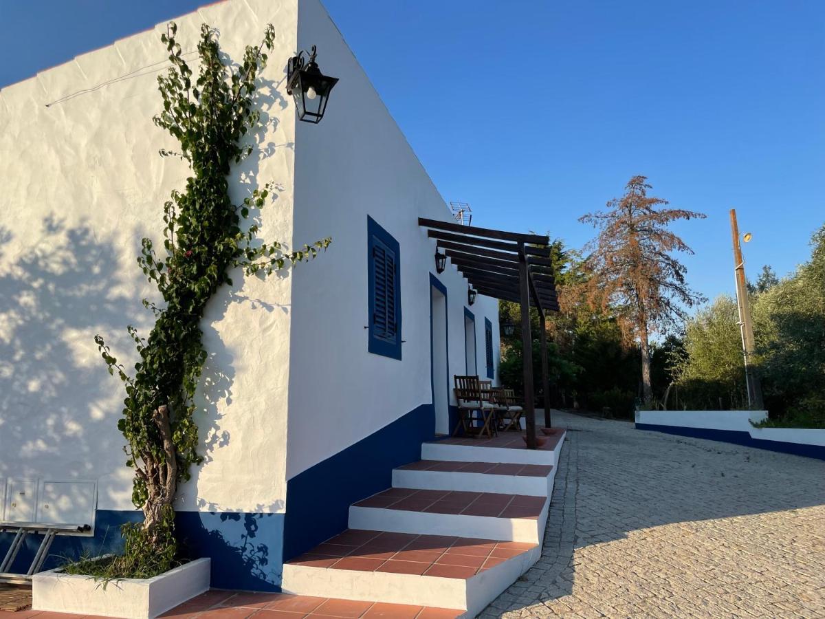 Montes De Charme Bed & Breakfast Avissawella Exterior photo